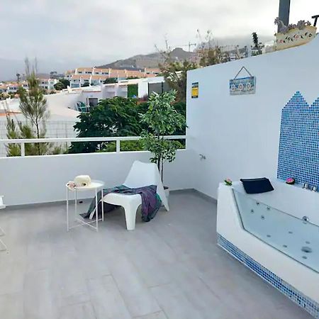 Jacuzzi Suite, Sueno De Pakito Costa Adeje  Ngoại thất bức ảnh